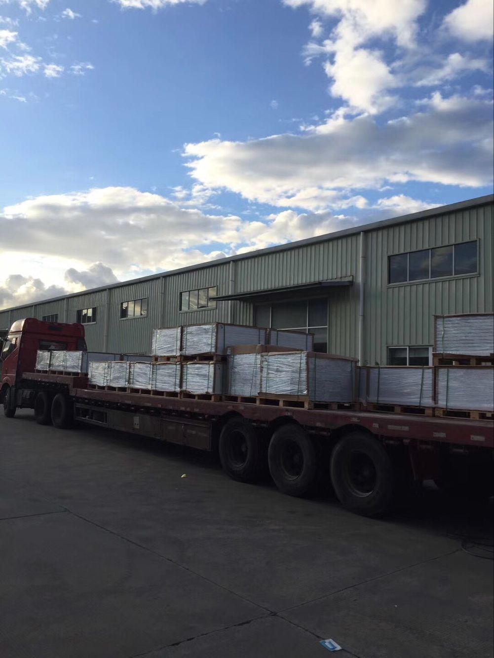 The shipping of optical film.jpg